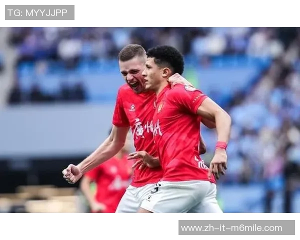 足球封口的多重手段与背后隐秘的利益关系探讨 足球封口的多重手段与背后隐秘的利益关系探讨